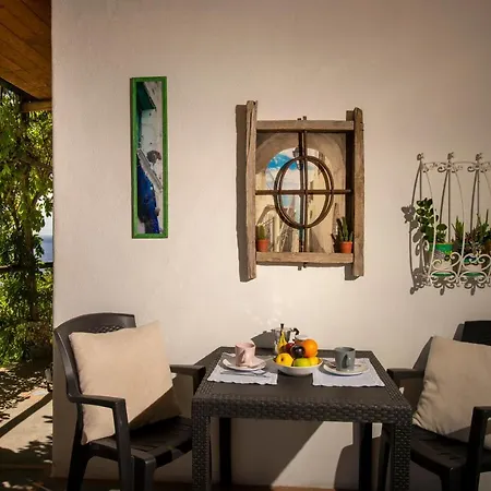 公寓 Sea Side Solandra *